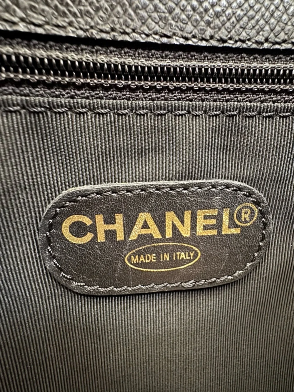 CHANEL Vintage Black Textured Saffiano-style Leather Tote Shopper Bag Italy - Picture 8 of 16